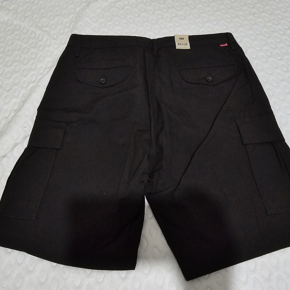 2 Levi's cargo shorts